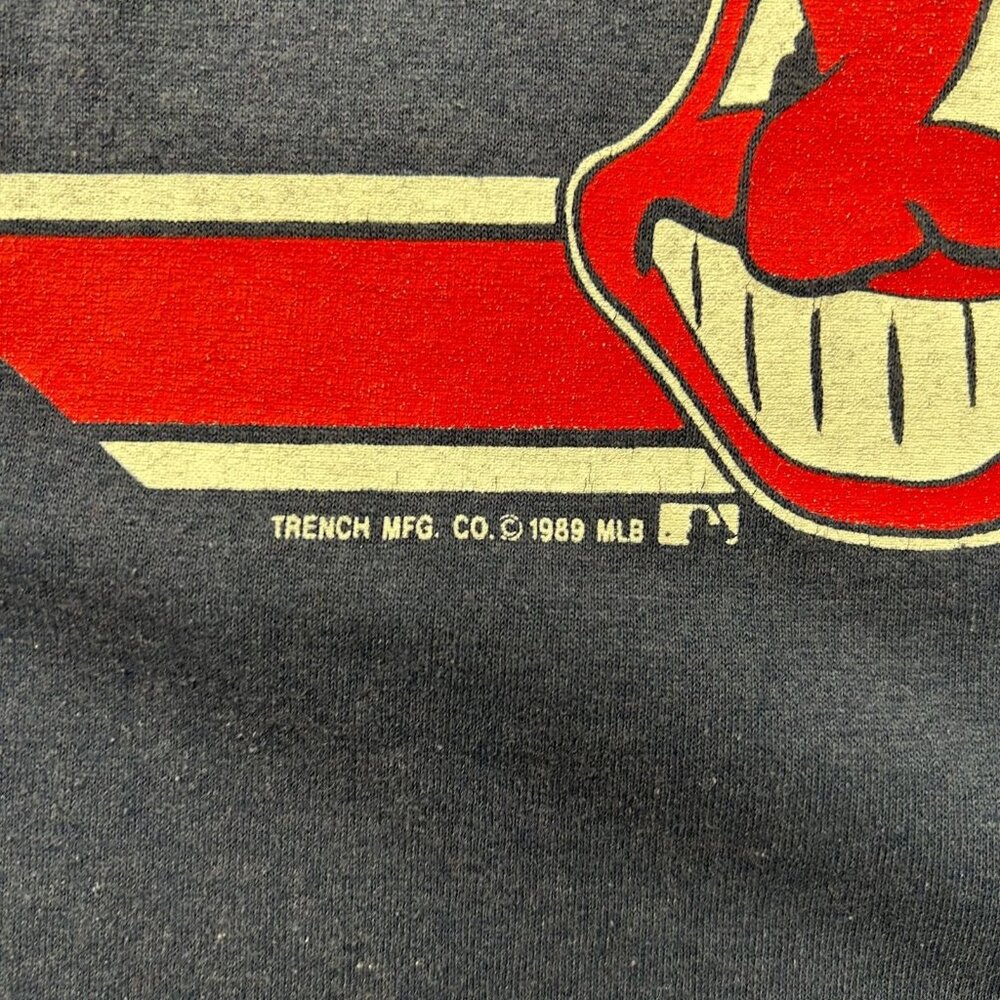 90s Vintage Cleveland Indians Graphic Tee Mens Large Wahoo Made in USA - Picture 3 of 9
